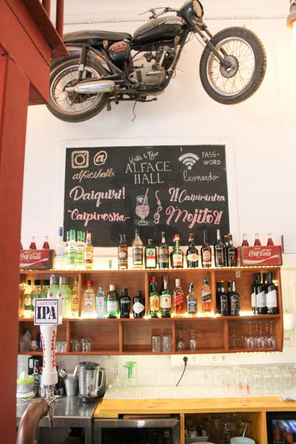 Alface Hall Hostel & Bar Lisboa Extérieur photo