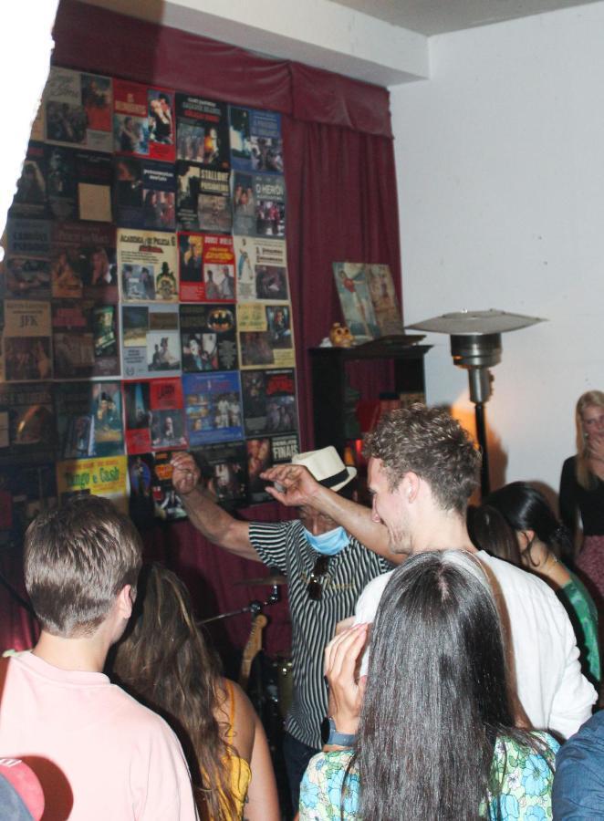 Alface Hall Hostel & Bar Lisboa Extérieur photo