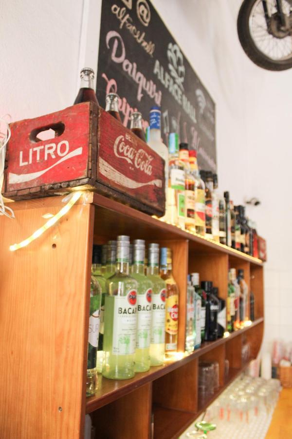 Alface Hall Hostel & Bar Lisboa Extérieur photo