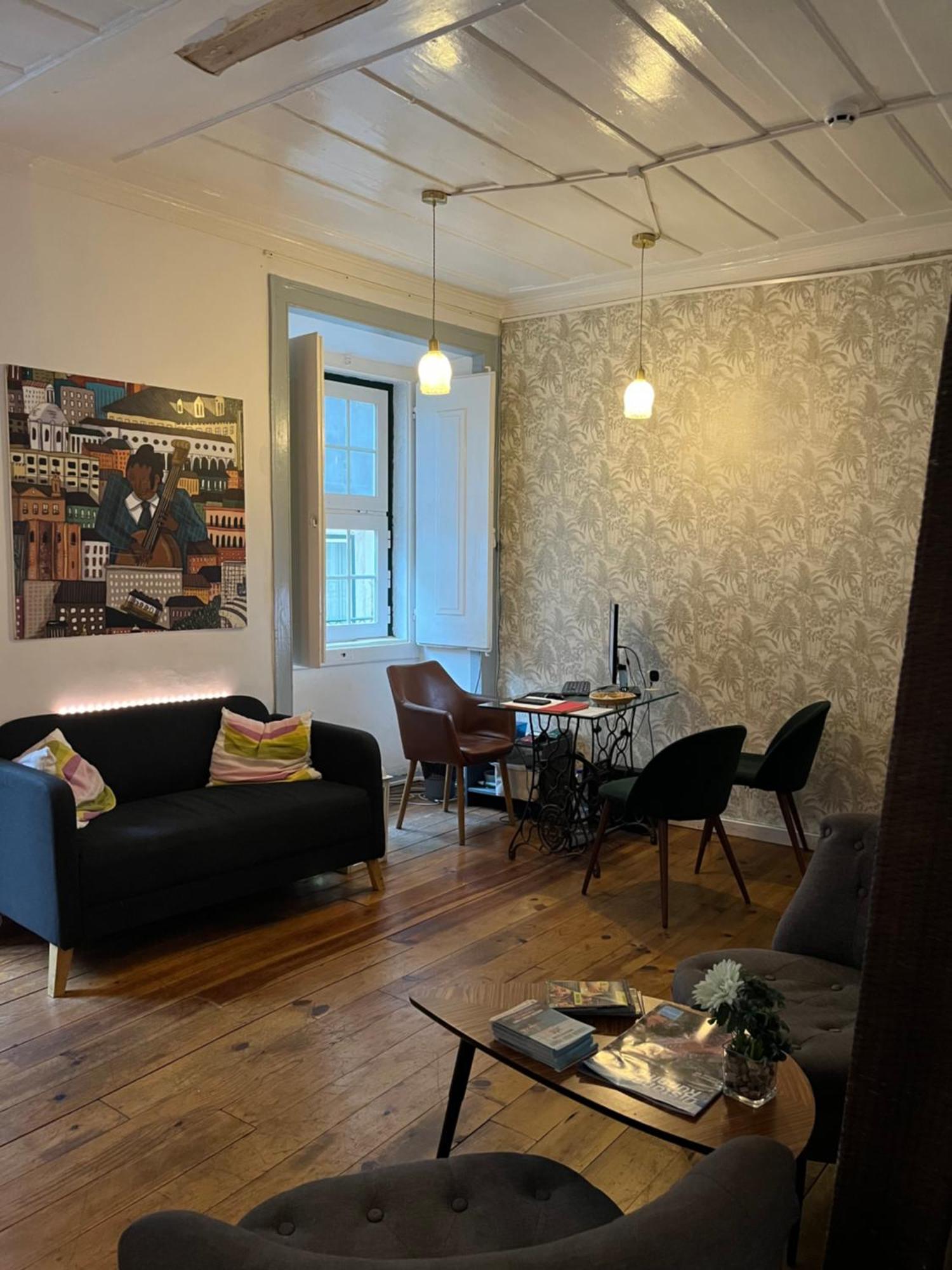 Alface Hall Hostel & Bar Lisboa Extérieur photo